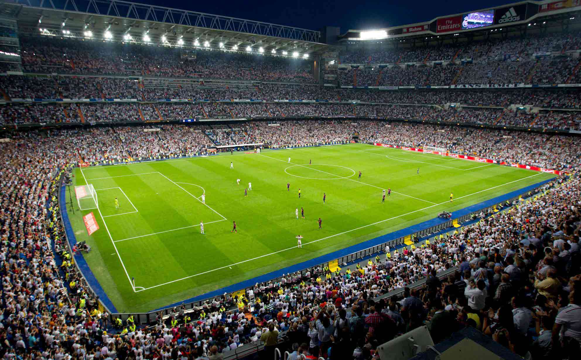 看球聊球两不误，鲸鱼体育打造球迷专属互动社区